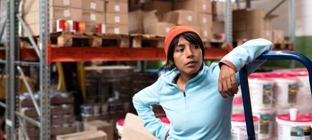 Navigating the Warehouse: A Guide to Heavy-Duty Rack Sizes and Configurations